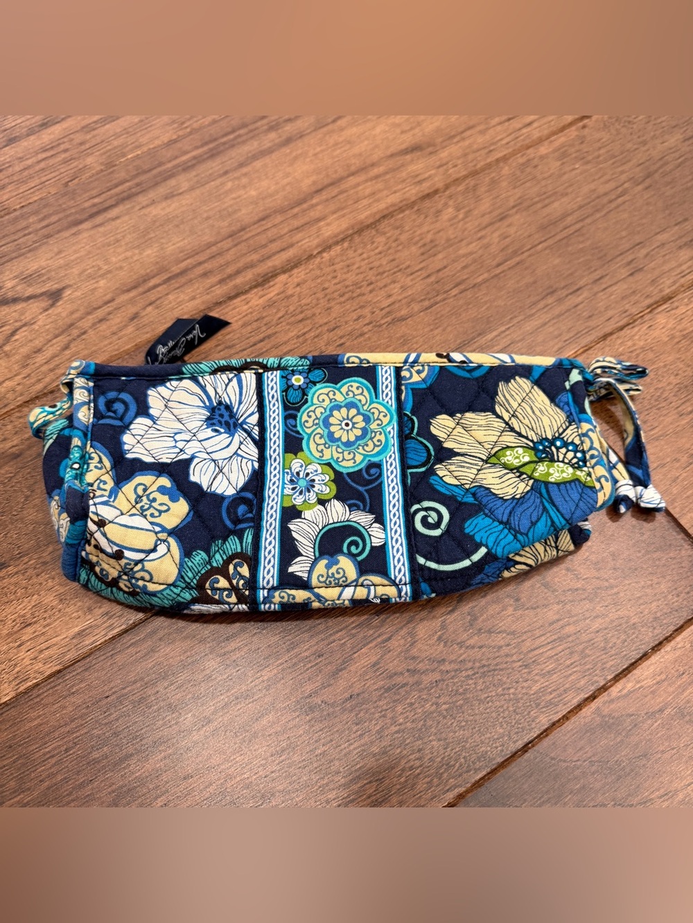 Vera Bradley Quilted Mod Floral Blue Small Cosmetic Clutch Bag